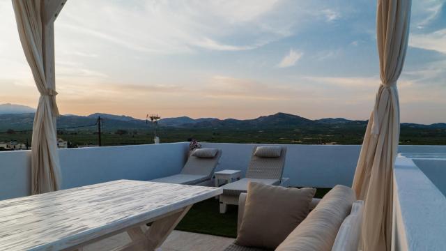Evnia Sunset Crete Escape, Private HotTub Retreat