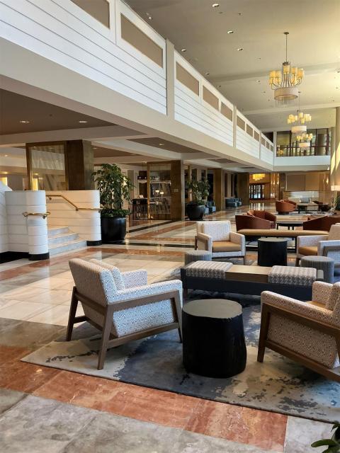 DoubleTree by Hilton New York-LaGuardia