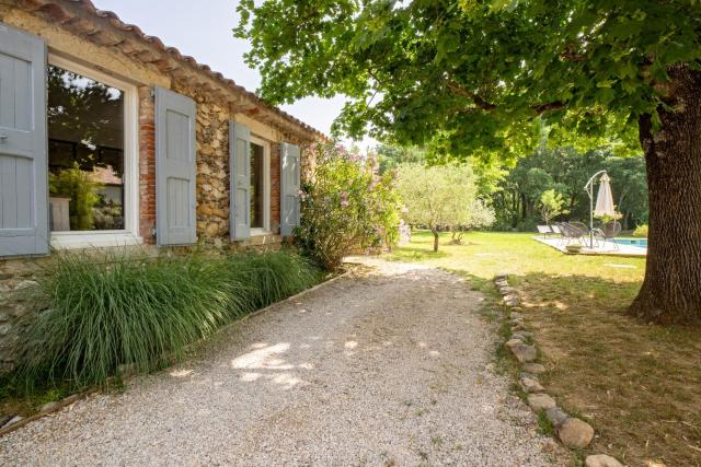 Villa spacieuse avec piscine privée