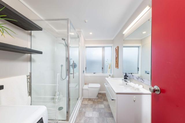 Abel St 2BR - Central Washer Dryer City Views