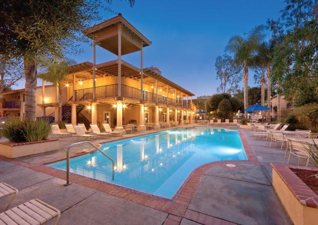 Wyndham Dolphin's Cove 1BR Suite with Resort Access
