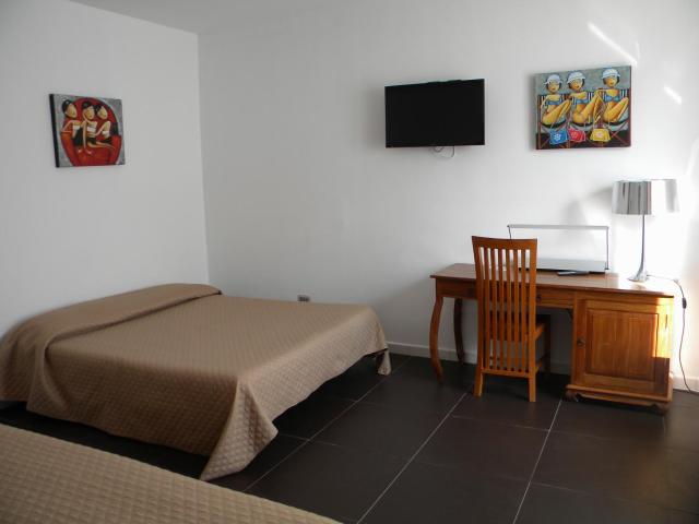HOTEL GENOVA
