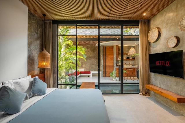 Romantic Honeymoon Villa - Private Pool & Netflix