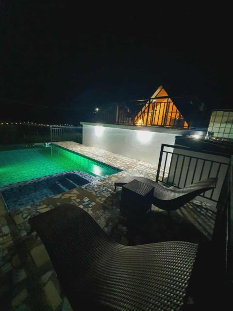 Cabin farm near in Tagaytay