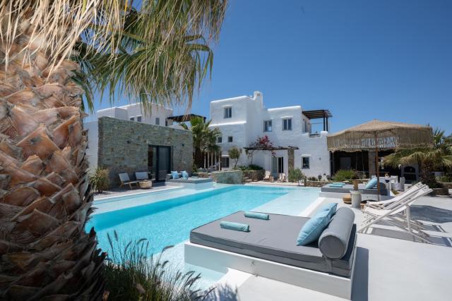 Myconian Theros Luxury Suites