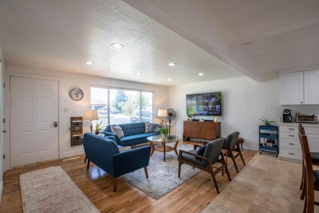 LilyPad Pet friendly Retreat