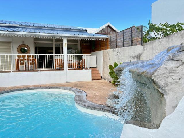 Villa Océane 6 pers Piscine privée 3 chambres Proche aéroport