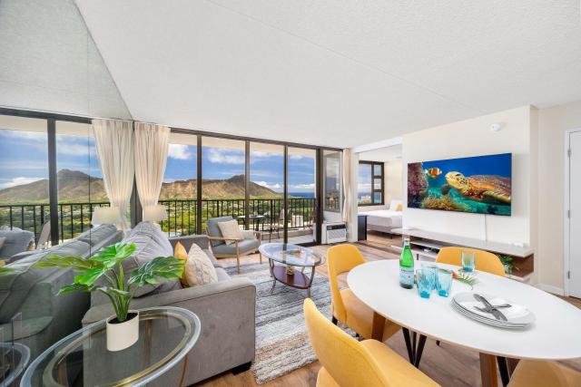 Gorgeous Diamond Head Views from 34FL with Free Parking