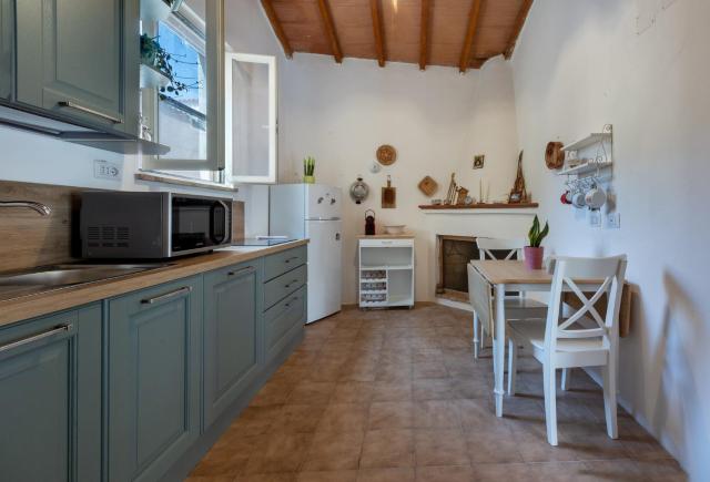 GuestHost - Sa Domo de Murera - Sardinian House