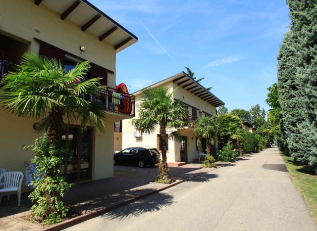 Camping Bella Italia Apartments Ortensia - Lake Garda 22081