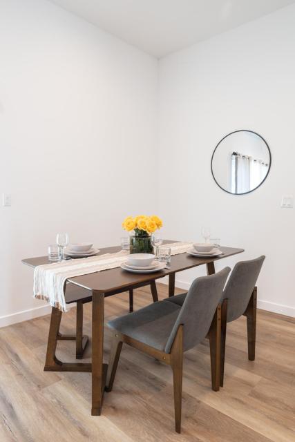 New 2BR Family Home Nr Universal