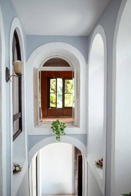 The Englishman's Clock Tower Hostel & More