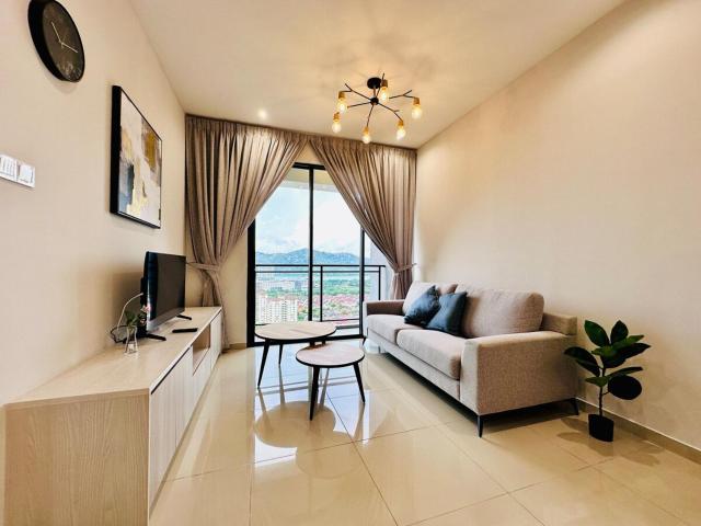 Sky Pool Luxury Sea View Near Penang Airport 9pax