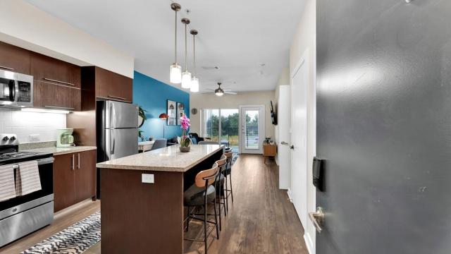 Cozy 1B1B with Pool, Parking, WiFi, Gym 30mnts from Austin
