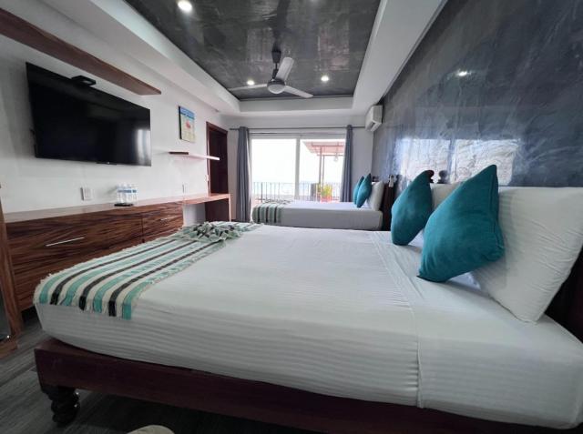 HOTEL EL CORAL