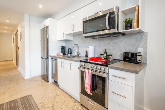 Stylish unit near High Park for FIFA World Cup