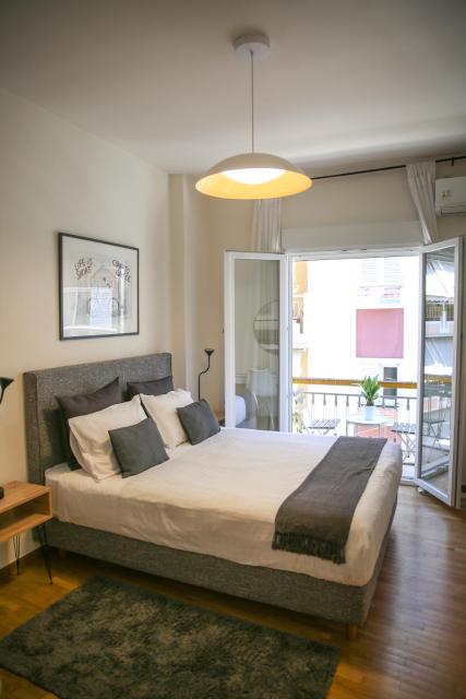 KK Athens Fine Stay -Neos Kosmos-Modern Apartments Opposite Metro with Rooftop Lounge & Acropolis Views