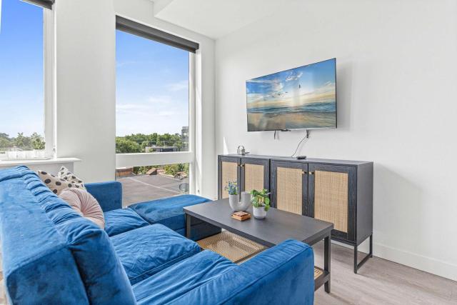 Cozy Studio Escape Near Downtown Minneapolis