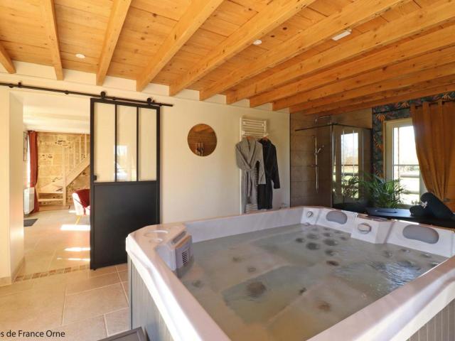 Maison indépendante avec spa, jardin privatif en Normandie - FR-1-497-175