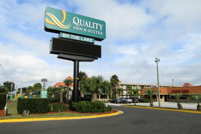 Quality Inn & Suites Kissimmee near Main Gate