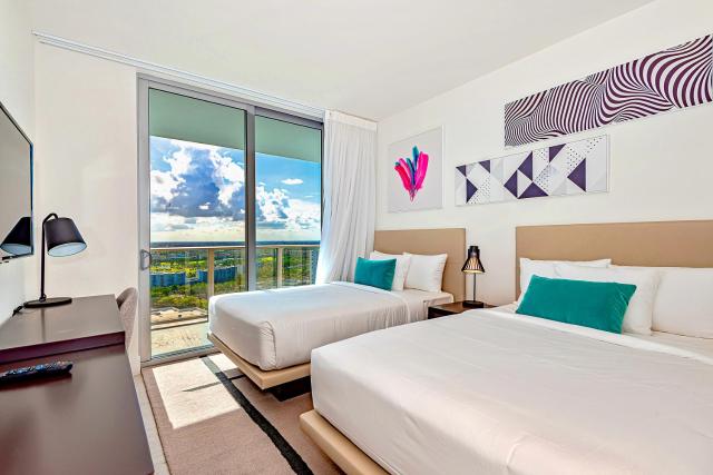 Modern Condo Retreat with Ample Space