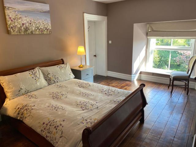 Farnagh House - En Suite Bedrooms