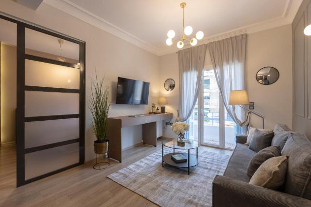 The White Tower Luxury Apartment by Thesskey Residences