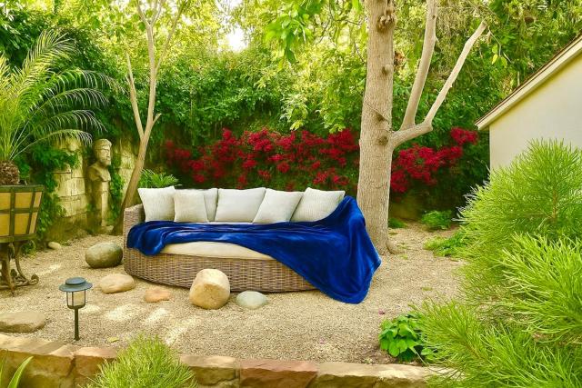 Enchanting Private Hollywood Hills Guest House with Tranquil Tree-Top Views, Magical Outdoor Living Room and Patio and Zen Garden, In LA's Most Desirable, Central, Serene Area and Only 2 Minutes from Hollywood Boulevard