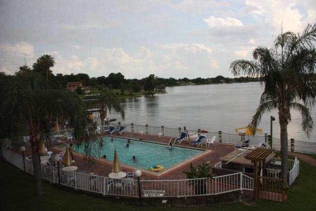 Lake Roy Beach Inn - Winter Haven