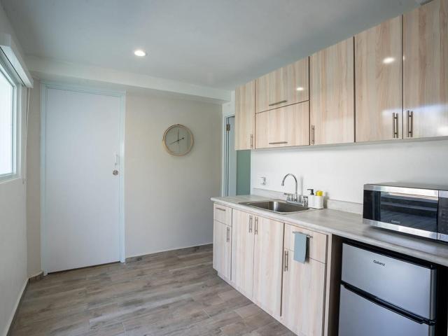 AQUA Terrazas Studio 2 - Steps to Beach, Pool, Walkable Fun & Dining