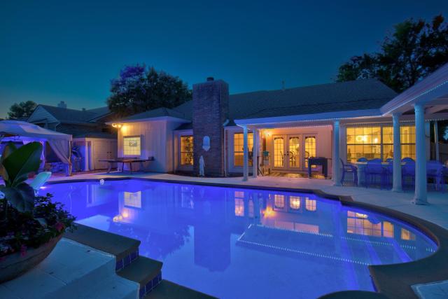 Lake-View Rowlett Escape w/ Fire Pit & Games!