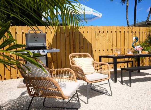 5 min to beach wpool BBQ