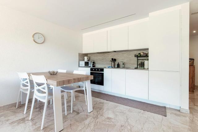 Morcote Romance by Quokka 360 - Apartment with Patio and Shared Pool