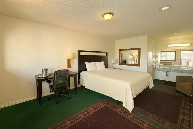 Casa Blanca Hotel - Azusa, Los Angeles