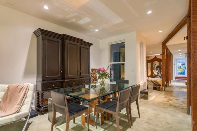 Pvt luxury Boutique Suite with Lush Patio - Historic San Francisco - 99 Walk Score