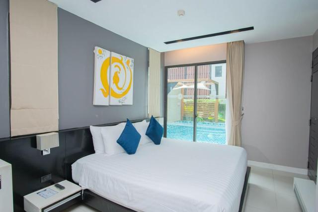 Beachfront Family Pool 2 Bed Room Patong Phuket