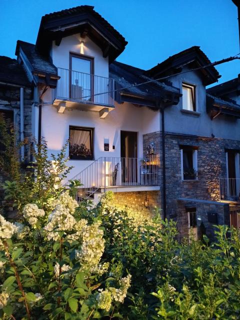 LA VIA DEL SALE accommodations holidays