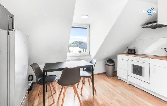 BEGE APARTMENTS SmartDesk