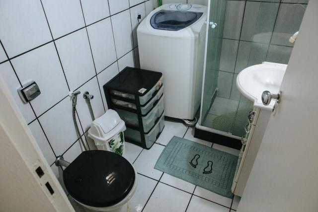 Felipe de Oliveira Apartment