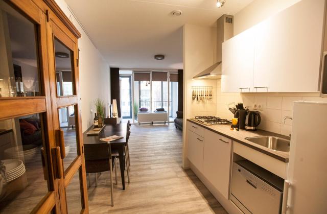 Apartment 4G