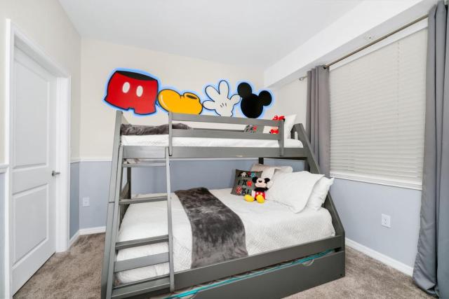 2BR Family Condo Near Disney, Universal and More