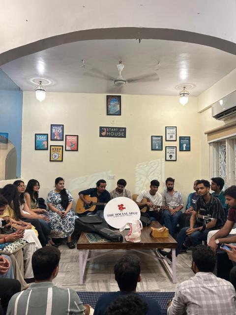 J Startup House, Jaipur - Hostel, Co-working & Rooftop Cafe