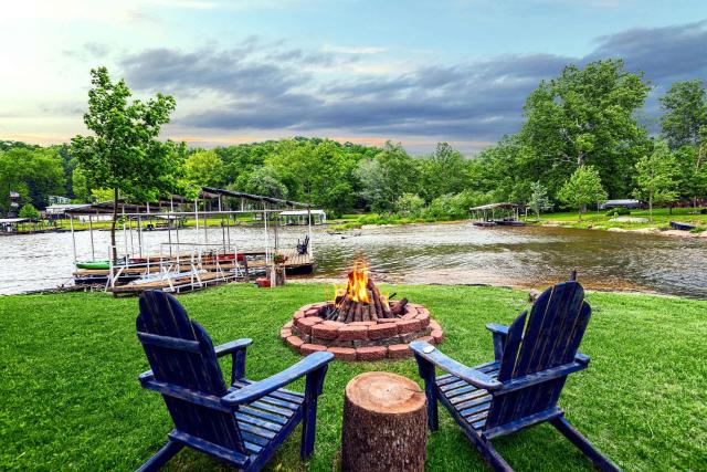 Cozy Cove Cabin - The Perfect Ozark Retreat