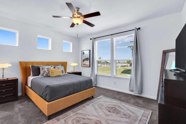 Gorgeous 2 BDR Cottage Minutes to Everything NBTX