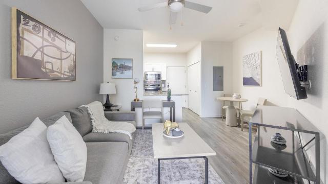 Landing Stunning 1BD Pool Clubhouse