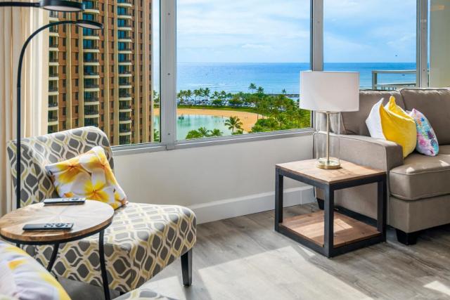 Ilima Suite at The Ilikai - Short Walk to Beach