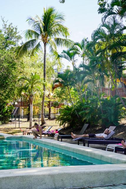 Nomads Airlie Beach