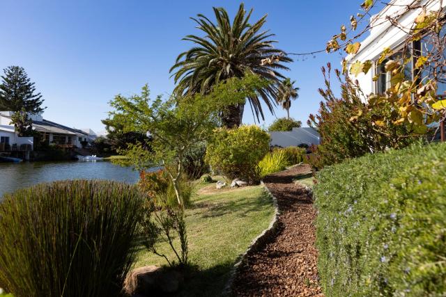 Vlei Cove Guesthouse