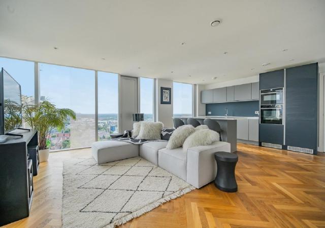 Exceptional two bedroom of the South Tower