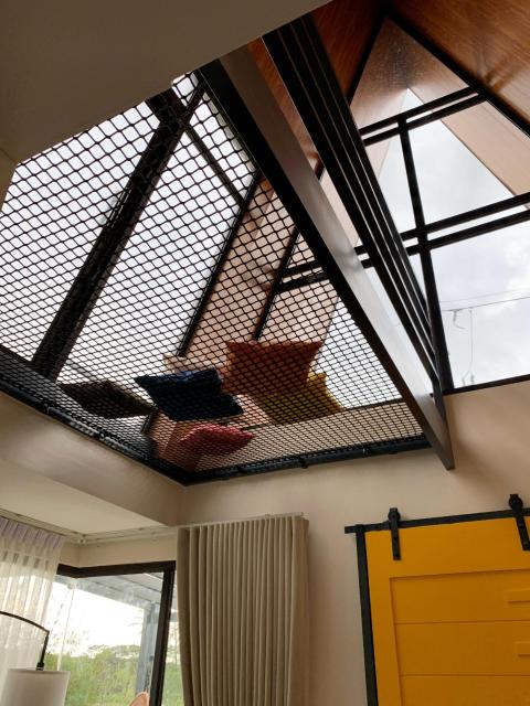 Madria Loft Cabin